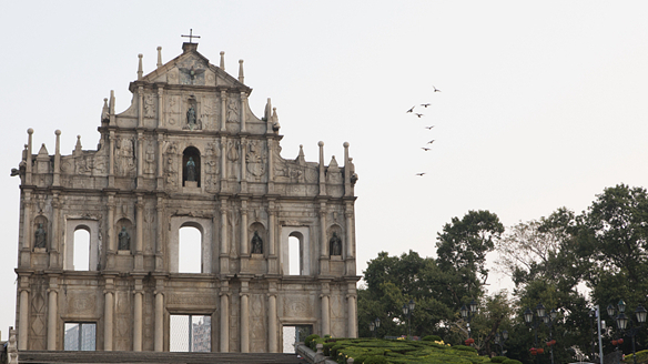 全力抗擊新冠疫情，全面深化粵澳合作&mdash;&mdash;新一屆澳門特區政府施政半年紀實