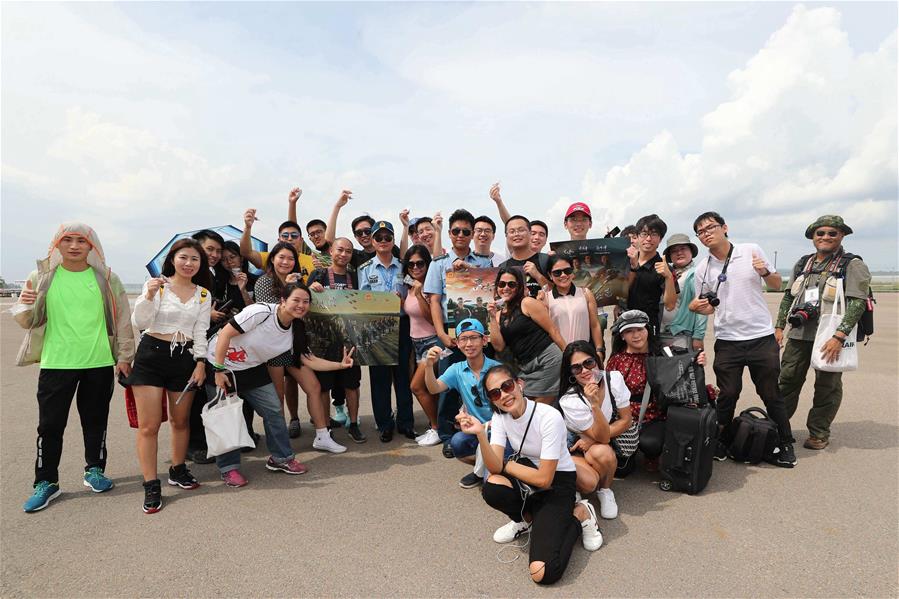 （聚焦疫情防控&middot;圖文互動）（2）運-20&ldquo;硬核機票&rdquo;為啥走紅走心？ &mdash;&mdash;探尋空軍的戰(zhàn)&ldquo;疫&rdquo;故事