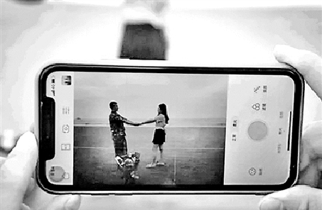 愛(ài)，是一個(gè)個(gè)無(wú)可替代日子的積累&mdash;&mdash;軍戀不易，唯你美好