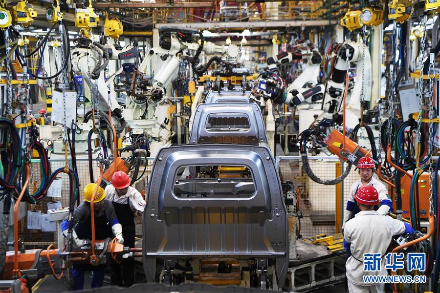 （新華全媒頭條&middot;聚焦三季度經(jīng)濟(jì)&middot;圖文互動）（2）逐季轉(zhuǎn)好 穩(wěn)定復(fù)蘇&mdash;&mdash;透視中國經(jīng)濟(jì)&ldquo;三季報&rdquo;