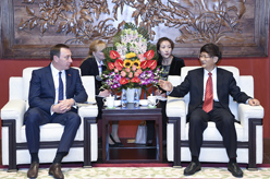 孟建柱會見白俄羅斯總統辦公廳副主任斯諾普科夫