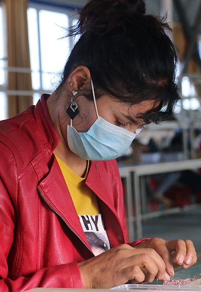 新疆伽師縣：小小車間成為脫貧&ldquo;夢工廠&rdquo;