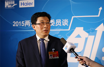 &ldquo;面對這種新型的、農業轉型的項目，政府各級部門也都在研究怎么落實，還有很多細節上的問題。&rdquo;