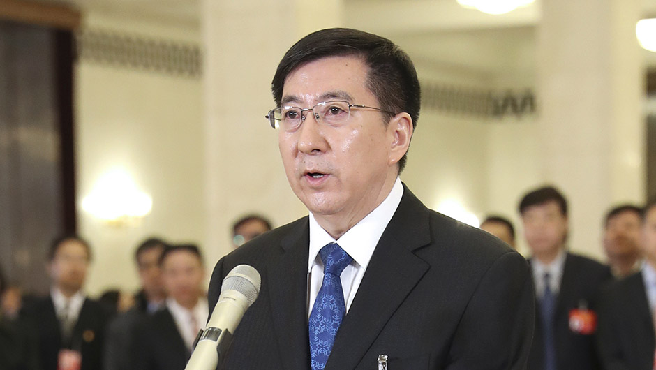 全國(guó)人大代表張建東接受采訪(fǎng)