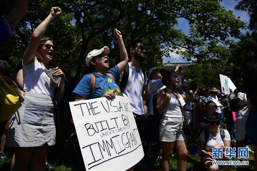 （國際）（2）美國多地舉行反對移民執法政策抗議活動