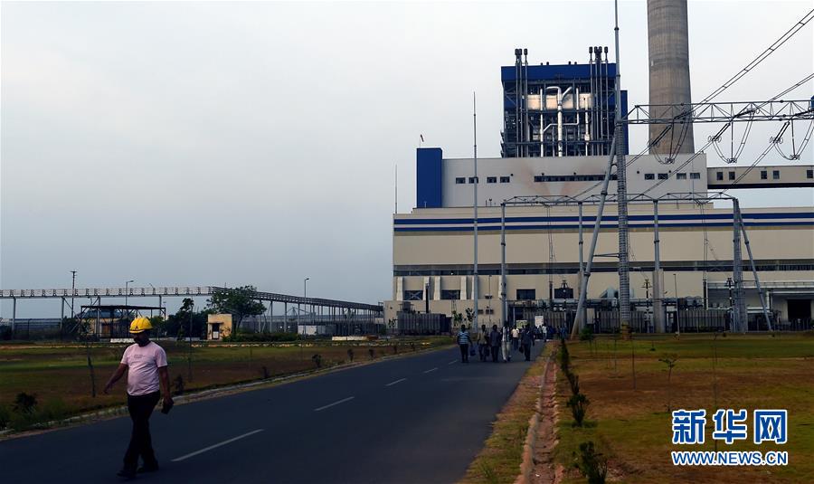 (新華全媒頭條·圖文互動)(7)特稿:為互利合作注入新動力 為互聯互通開辟新空間——寫在習近平主席赴印度出席中印領導人第二次非正式會晤并對尼泊爾進行國事訪問之際