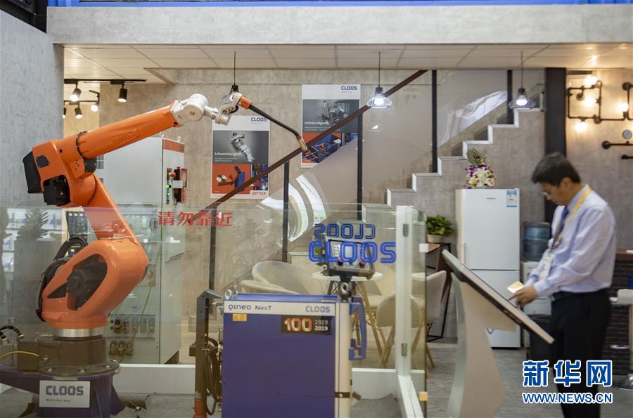 （新華全媒頭條&middot;圖文互動(dòng)）（5）共襄盛舉 共享未來&mdash;&mdash;與會(huì)人士熱議習(xí)近平主席在第二屆中國國際進(jìn)口博覽會(huì)上的主旨演講