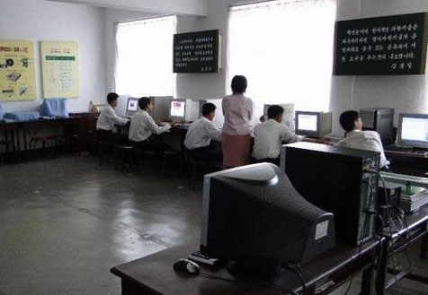 朝鮮斷網(wǎng)，是誰(shuí)拔的插頭？