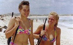 以色列女兵逛海灘槍不離身(組圖)